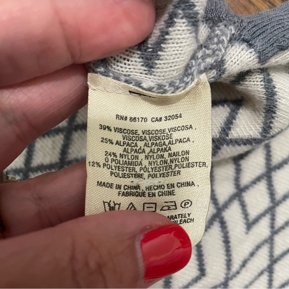 Anthropologie MOTH Fireside Sweater Gray Cream Alpaca Blend Cowlneck Size Small - Picture 3 of 11